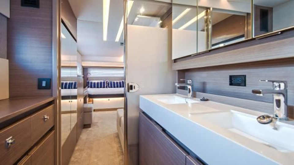 M/Y 2023 LEOPARD 53 POWERCAT Yacht #15