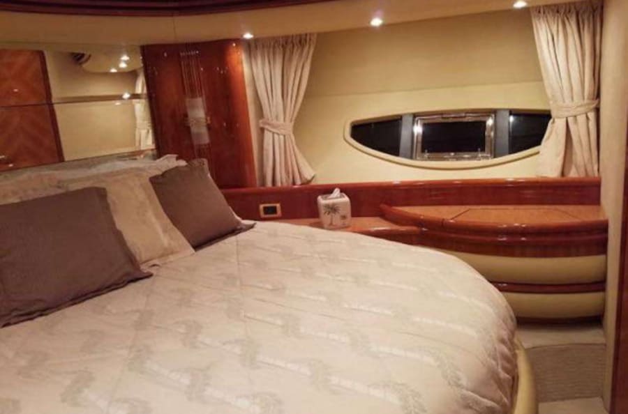 Моторная яхта HIATUS Yacht #2