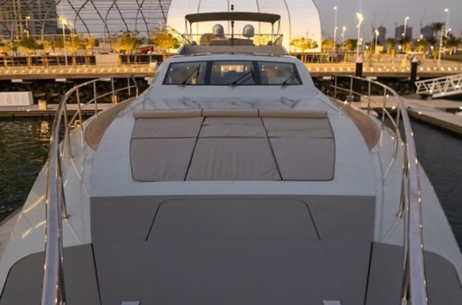 Моторная яхта ELITE DIAMOND PREDATOR YACHT VIP Yacht #5