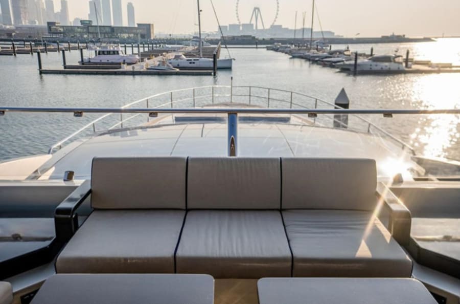 Моторная яхта ELITE DIAMOND PREDATOR YACHT VIP Yacht #10