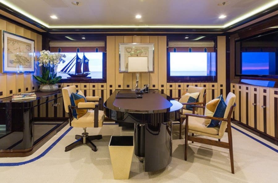 Моторная яхта AXIOMA Yacht #28