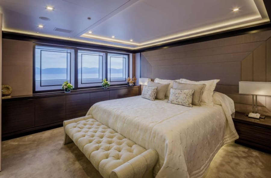 Моторная яхта LADY VERA Yacht #19