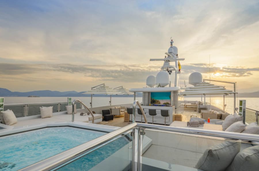 Моторная яхта LADY VERA Yacht #12