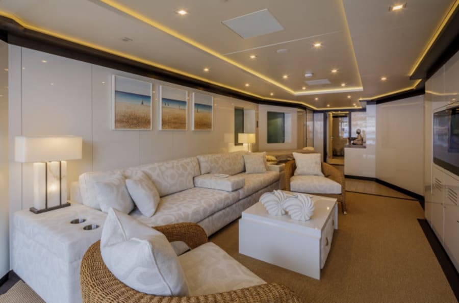 Моторная яхта LADY VERA Yacht #7