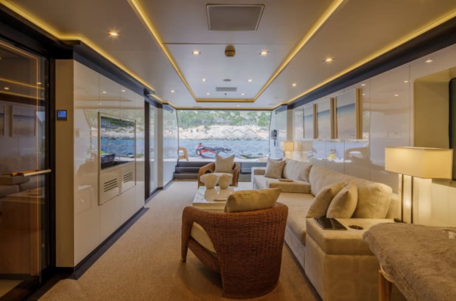 Моторная яхта LADY VERA Yacht #30