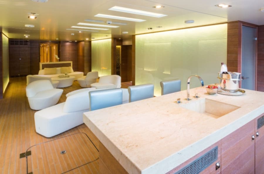 Моторная яхта LOON Yacht #9