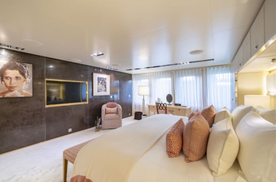 Моторная яхта LOON Yacht #31