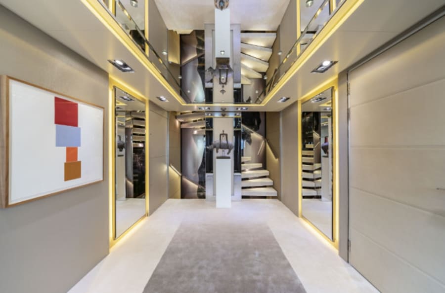 Моторная яхта LOON Yacht #14