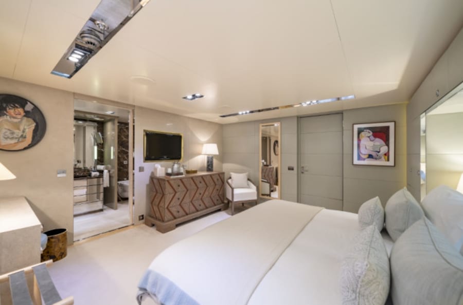 Моторная яхта LOON Yacht #23