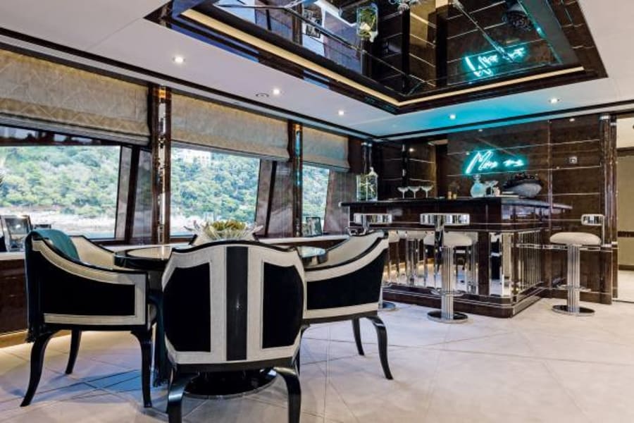 Моторная яхта Soundwave Yacht #11