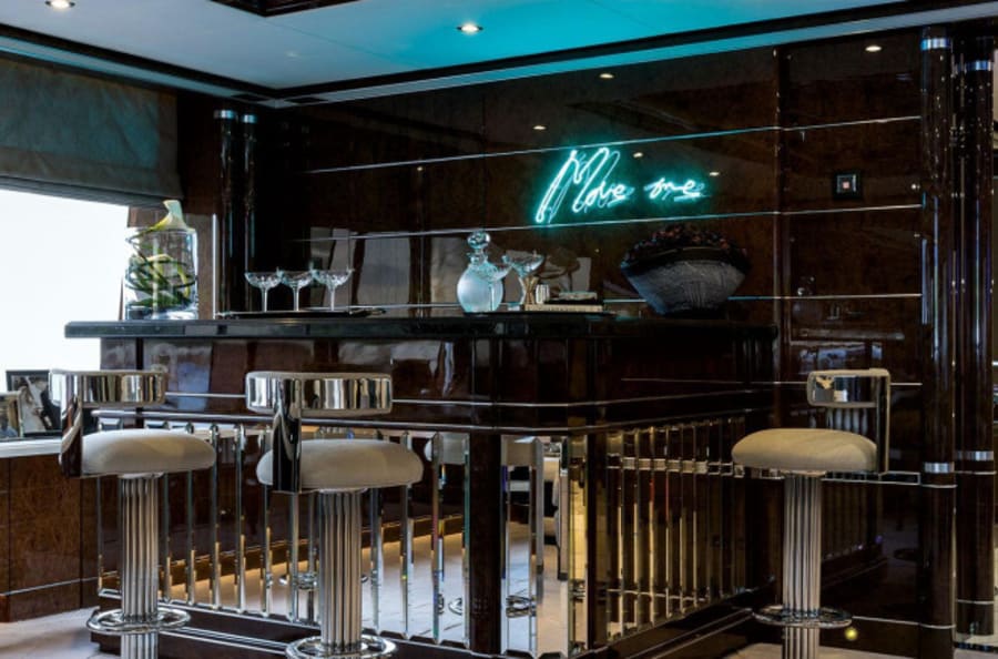 Моторная яхта Soundwave Yacht #12