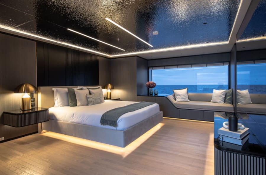 Моторная яхта LOEWE Yacht #13