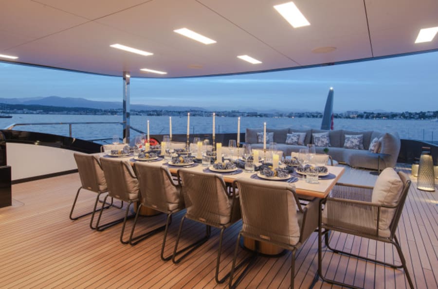 Моторная яхта LOEWE Yacht #18