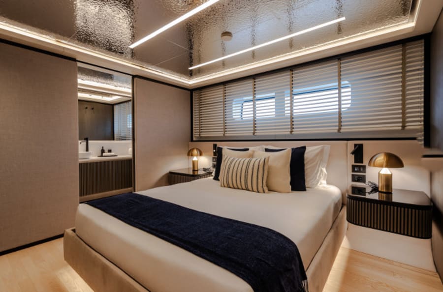 Моторная яхта LOEWE Yacht #33