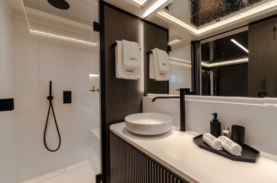 Моторная яхта LOEWE Yacht #27