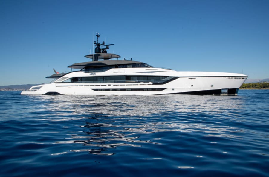 Моторная яхта LOEWE Yacht #1
