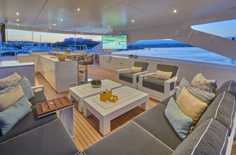 Моторная яхта Solemates Yacht #27