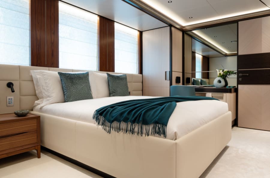 Моторная яхта Solemates Yacht #30