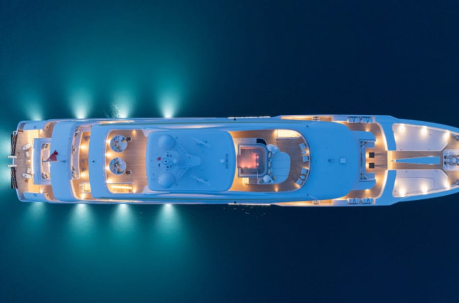 Моторная яхта Solemates Yacht #43