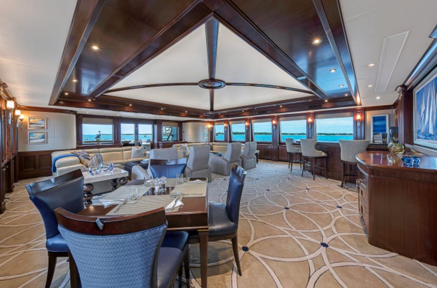 Моторная яхта Lady Beth Yacht #26