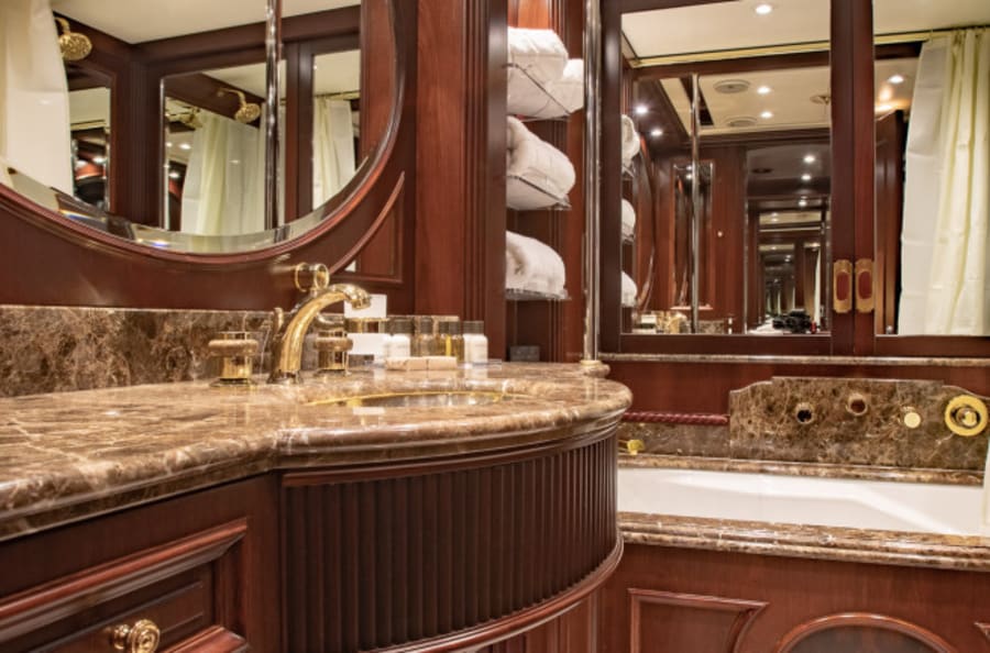 Моторная яхта AKIRA ONE Yacht #13