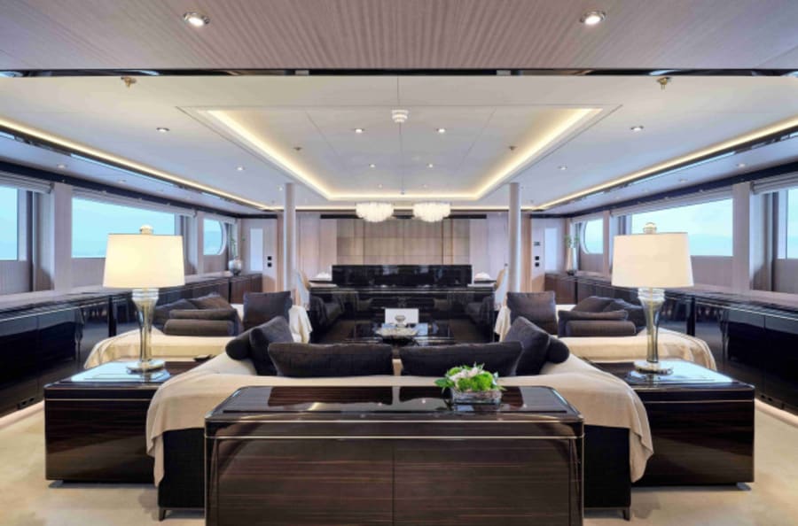 Моторная яхта INVADER Yacht #12