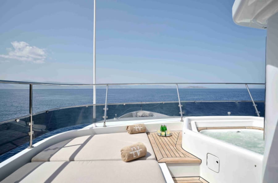 Моторная яхта ELENA V Yacht #7