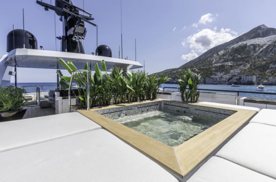 Моторная яхта LEL Yacht #7