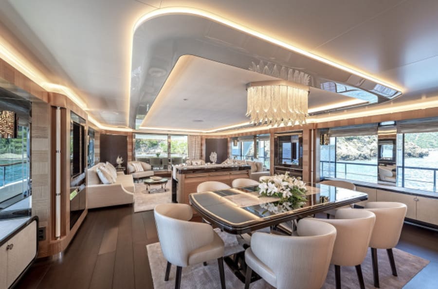 Моторная яхта SUNRISE Yacht #25