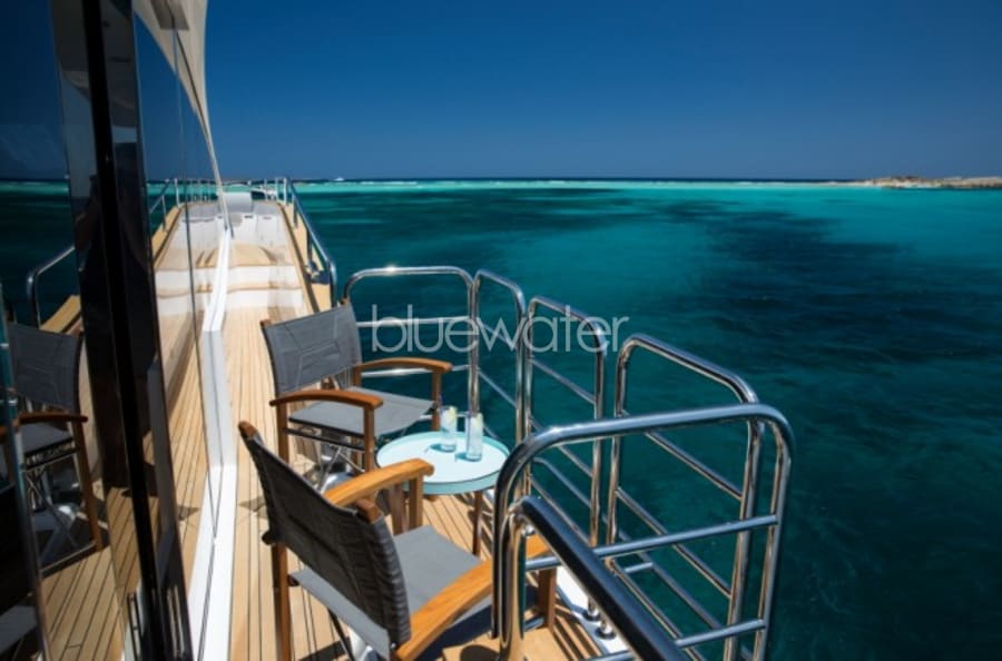 Моторная яхта Play the Game Yacht #7