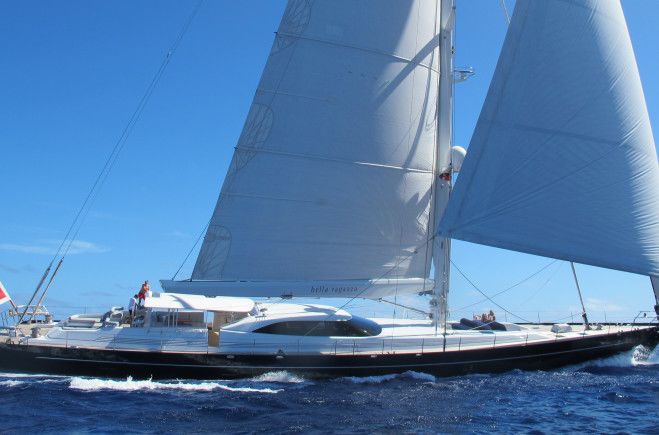 GUILLEMOT Yacht Charter