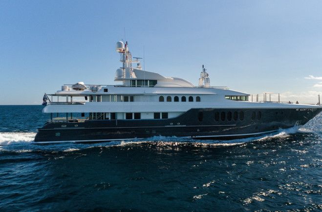 4 ROSES Luxury Megayacht for Sale