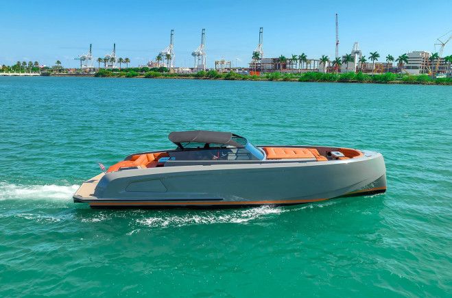 SPECTRA Luxury Yacht for Sale