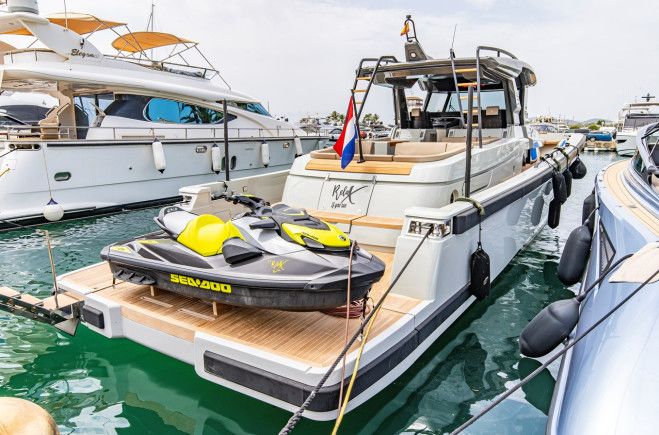 RELAX IF YOU CAN Luxury Yacht for Sale