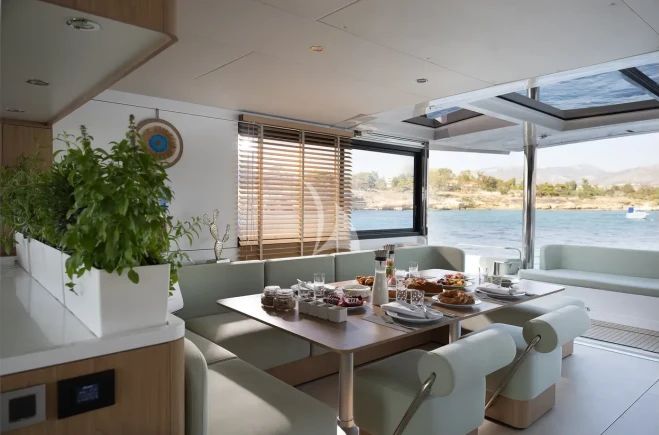 NEW HORIZONS 4 Yacht Charter | Bali Catamarans 