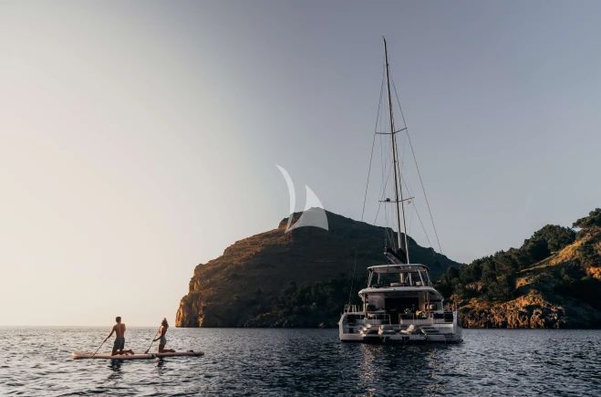 ALMOSTA ROAD Yacht Charter | Lagoon