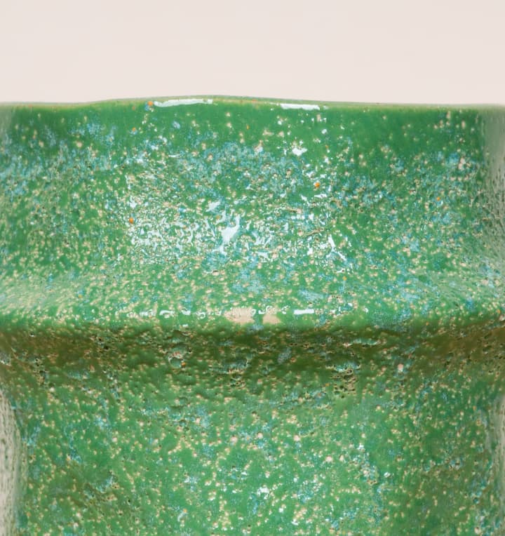 Keramik Übertopf Organisch Grün - 10,5 cm