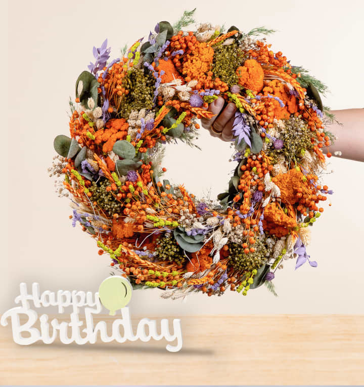 Trockenblumenkranz Sweet Orange mit Happy Birthday Holzschriftzug