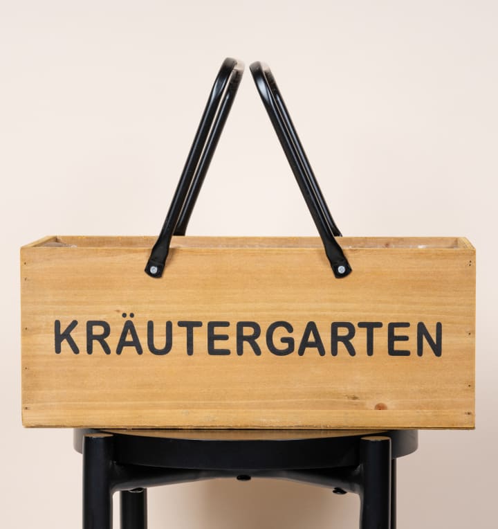 Holzkiste Schriftzug "Kräutergarten"