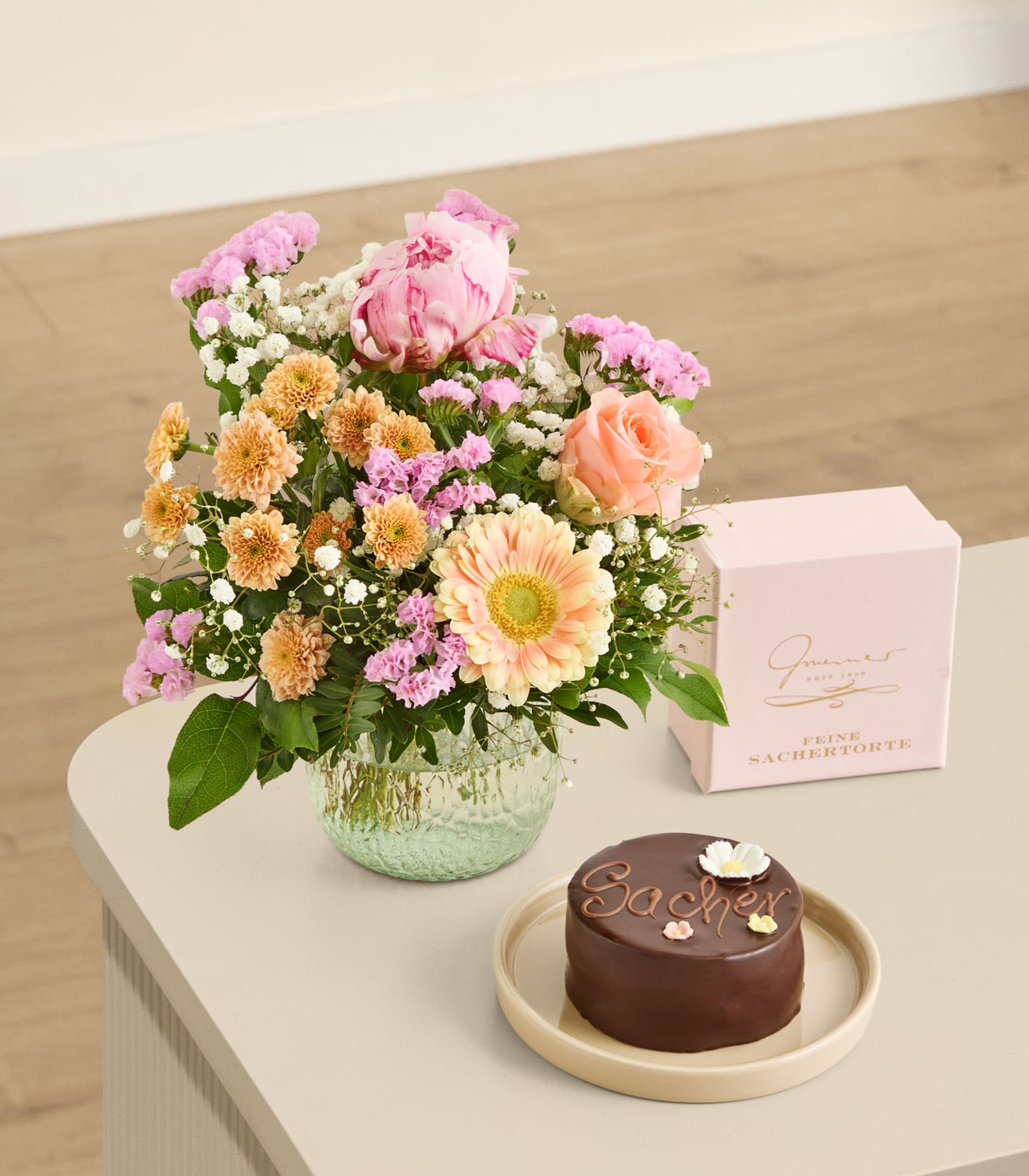 Sommertraum mit Blumen Sachertorte 200g