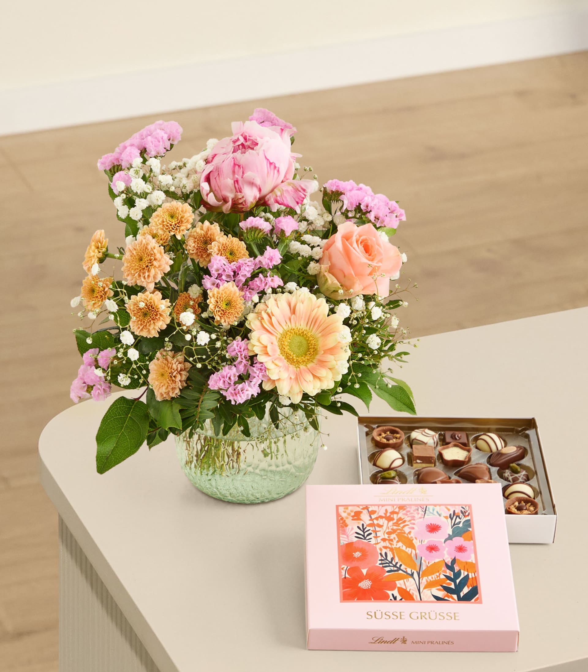 Sommertraum mit Lindt Pralinés Süße Grüße 100g