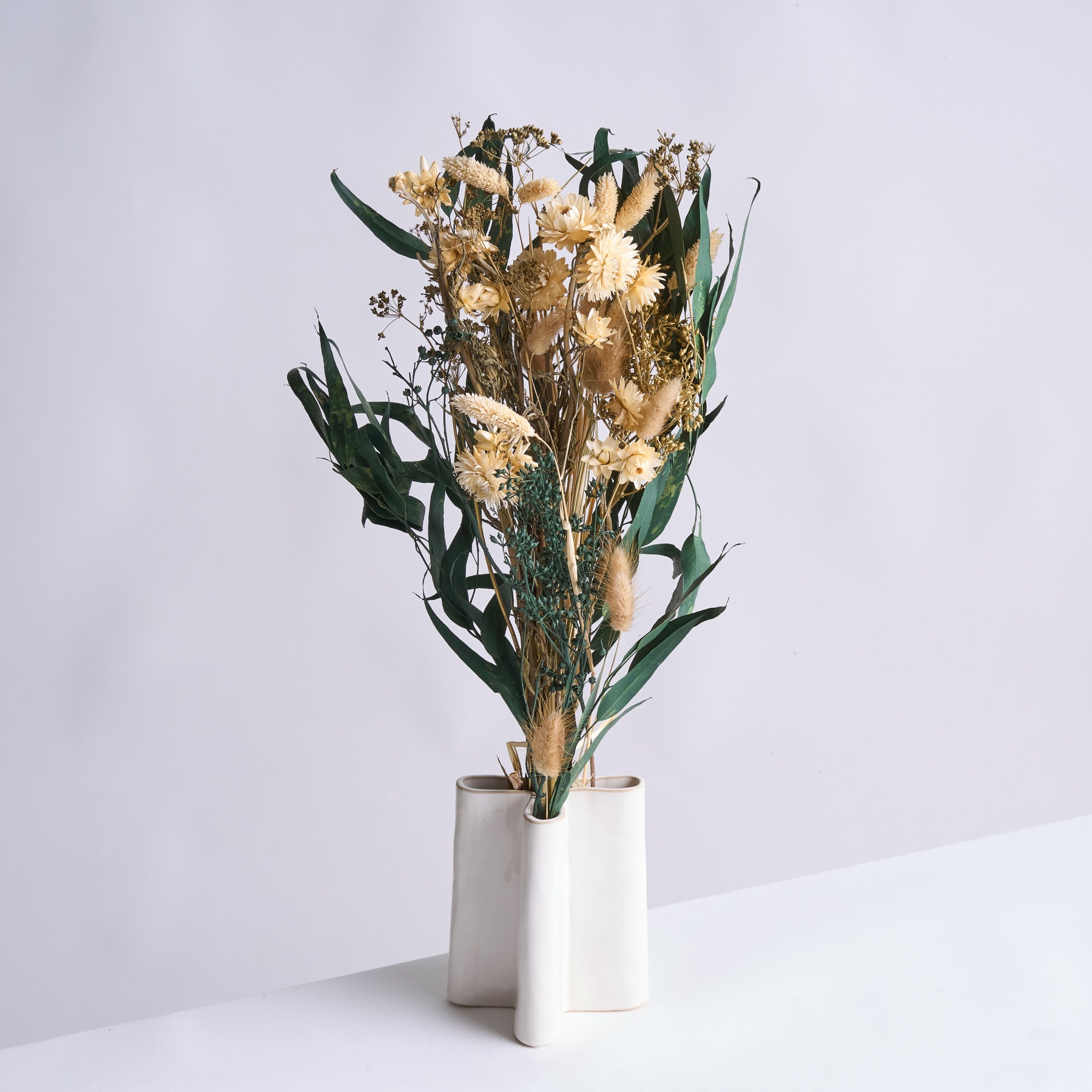 Trockenblumenstrauß Eukalyptus Silberfarben