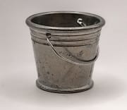 Bøtte - tilbehør til julekrybbe