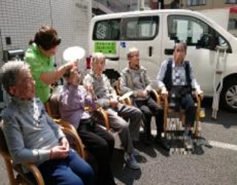 クオリティライフ両国 墨田区 の介護求人 採用情報 カイゴジョブ 介護職の求人 転職 仕事探し