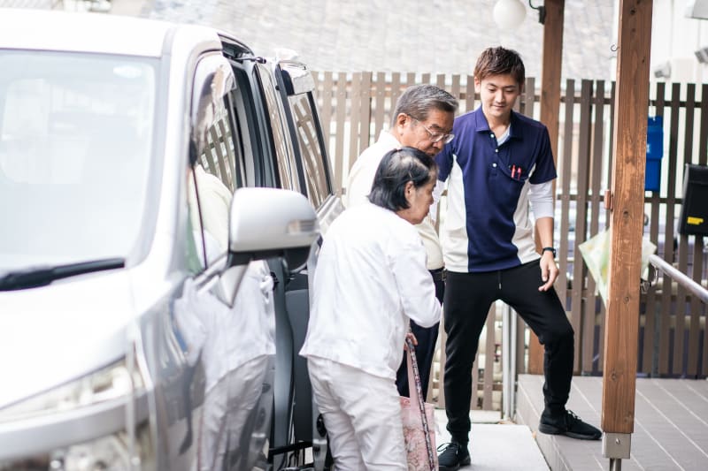 サロン スポーツ ピース 大阪市都島区 の送迎運転手 ケアドライバー パート アルバイト の求人 採用情報 カイゴジョブ 介護職の求人 転職 仕事探し