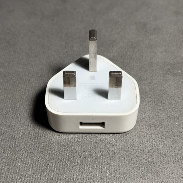 Adaptor Original Apple Copotan 5 watt