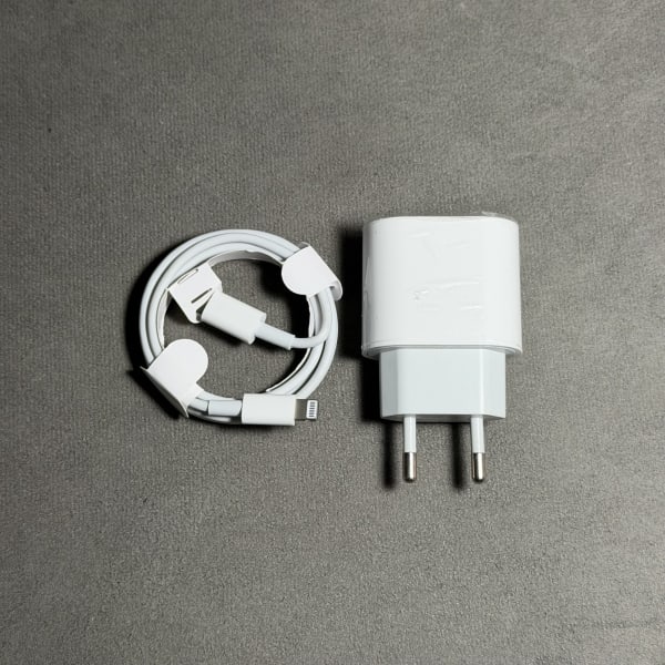 Charger + Cable 20 Watt OEM