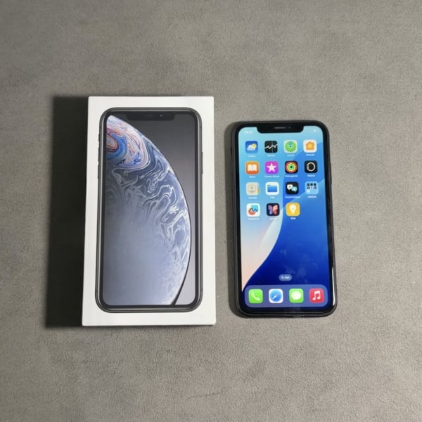 iPhone XR 256 GB iBox