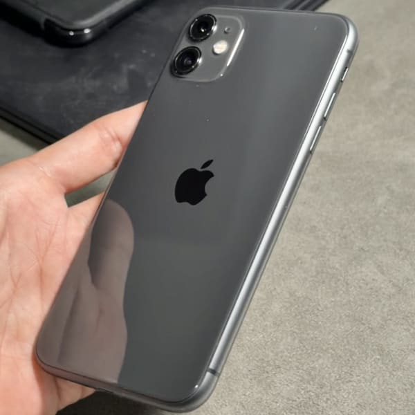 iPhone 11 64GB Resmi/iBox