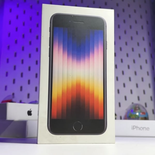 iPhone SE 2022 128GB Resmi/iBox